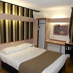 Eclipse Hotel Magnanville