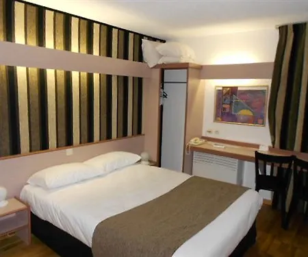 Eclipse Hotel Magnanville