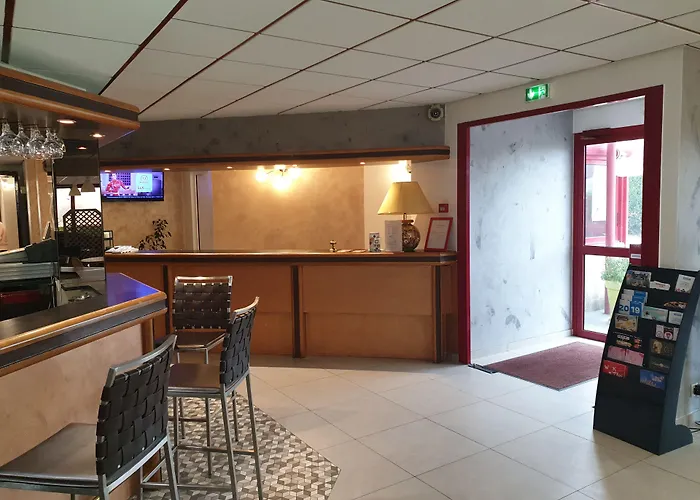 Eclipse 3* Magnanville