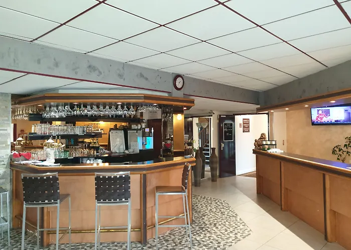 Eclipse Hotel Magnanville