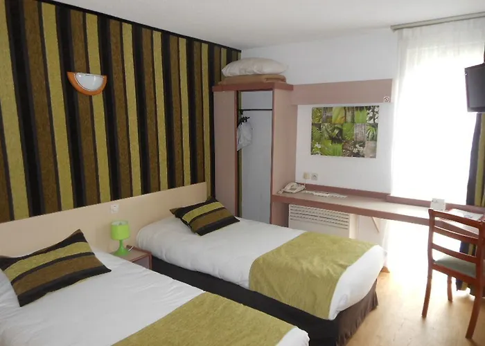 Eclipse 3* Magnanville